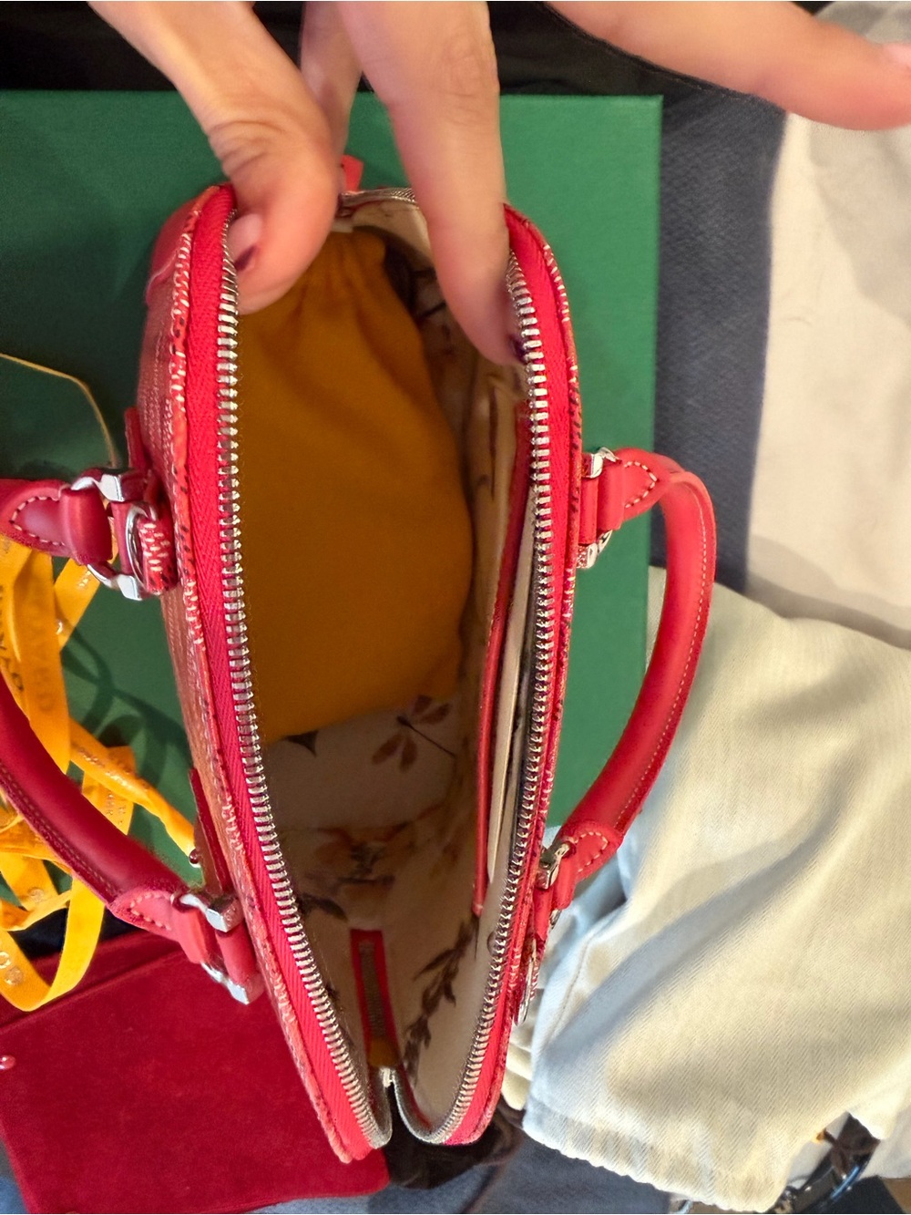 BNIB Goyard Sac Vendome Fuschia Mini - Picture 7 of 9